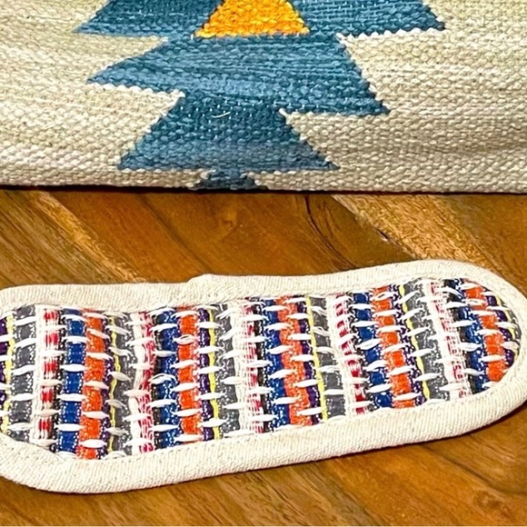 🎉❤️ Large Multicolor Aztec Duffel Weekender Bag - Picture 4 of 4